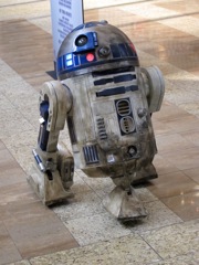 Downtown Hilton Lobby R2-D2 02
